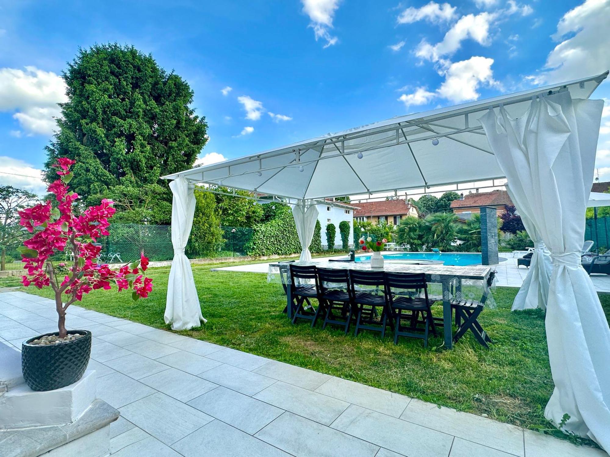 Appartamento In Villa Con Piscina Privata E Jacuzzi Ad Uso Esclusivo Rivarolo Canavese Exterior foto