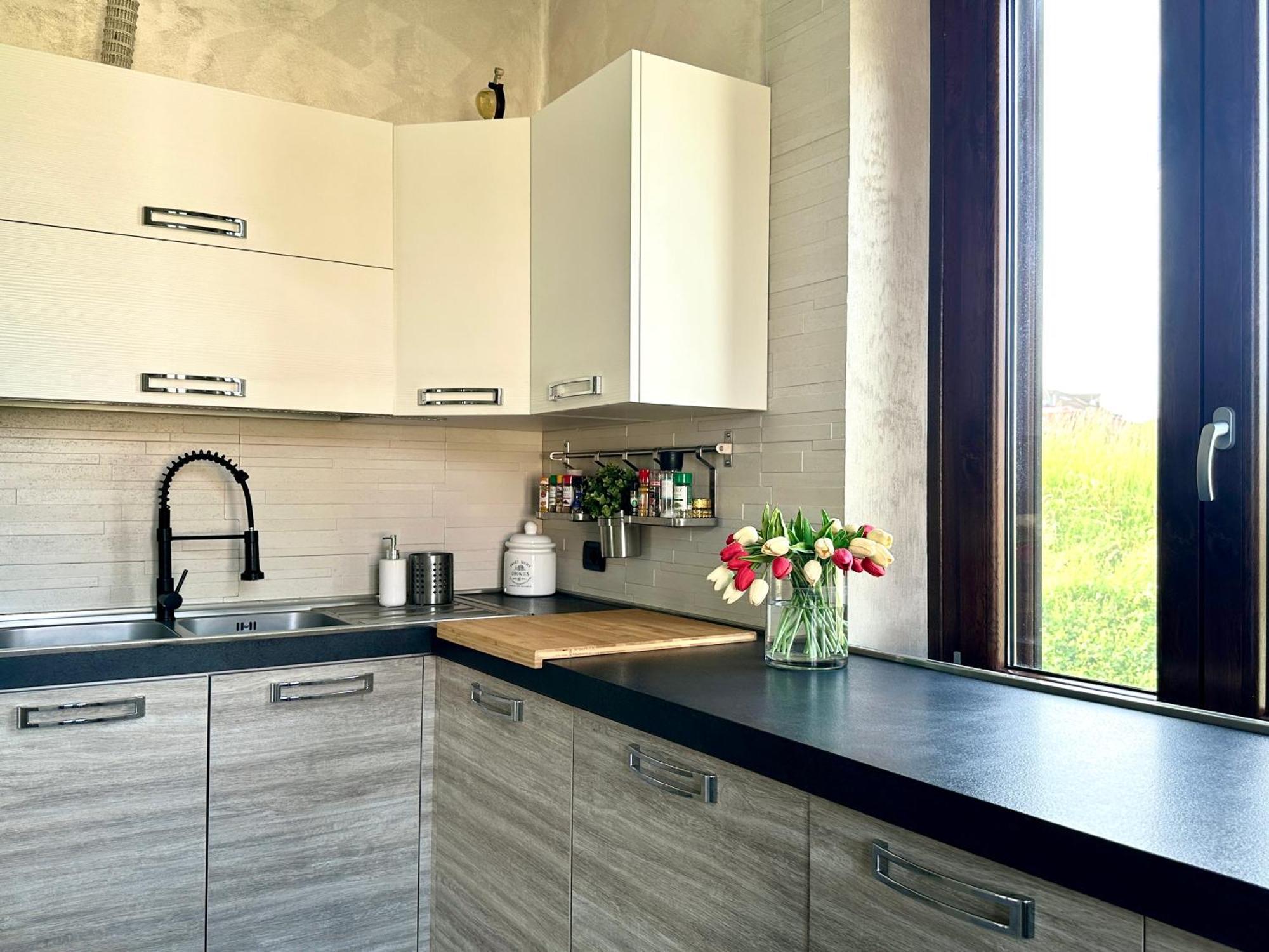 Appartamento In Villa Con Piscina Privata E Jacuzzi Ad Uso Esclusivo Rivarolo Canavese Exterior foto
